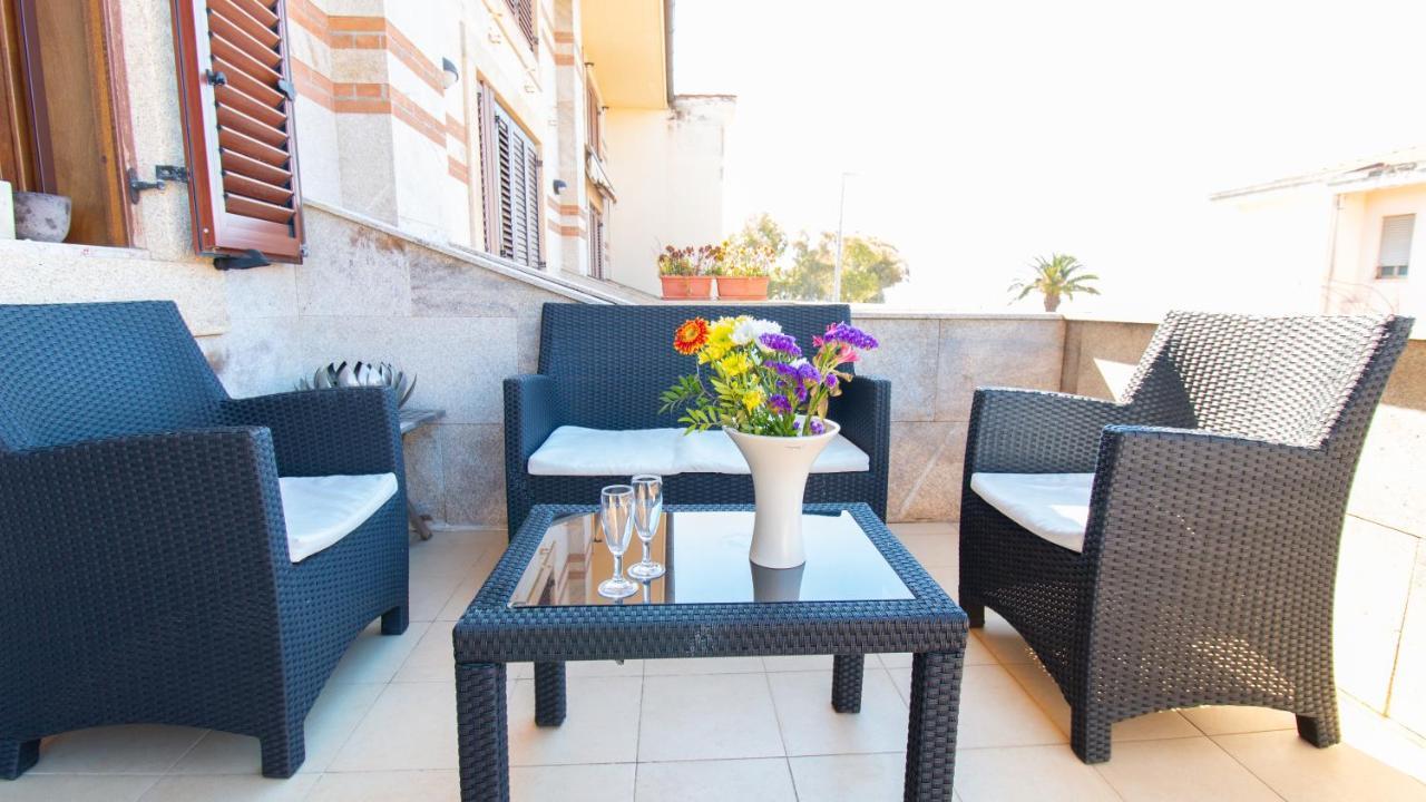 Sardinianworld - La Dimora Del Mare Apartment Torre Grande Exterior photo