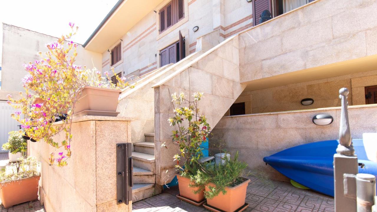 Sardinianworld - La Dimora Del Mare Apartment Torre Grande Exterior photo
